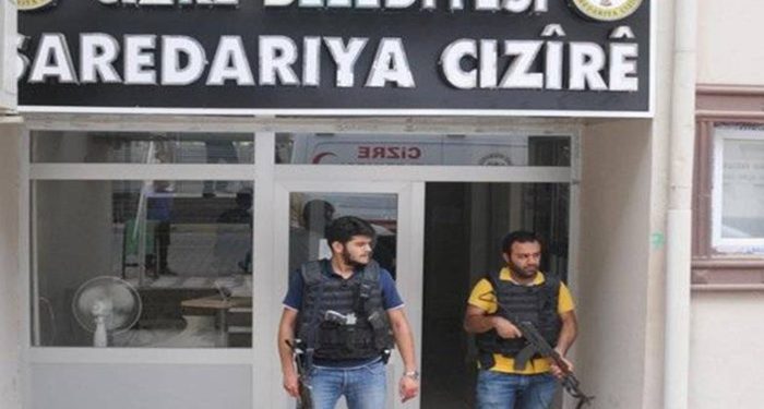 Kayyım belediye binasını üçüncü kez satışa çıkardı