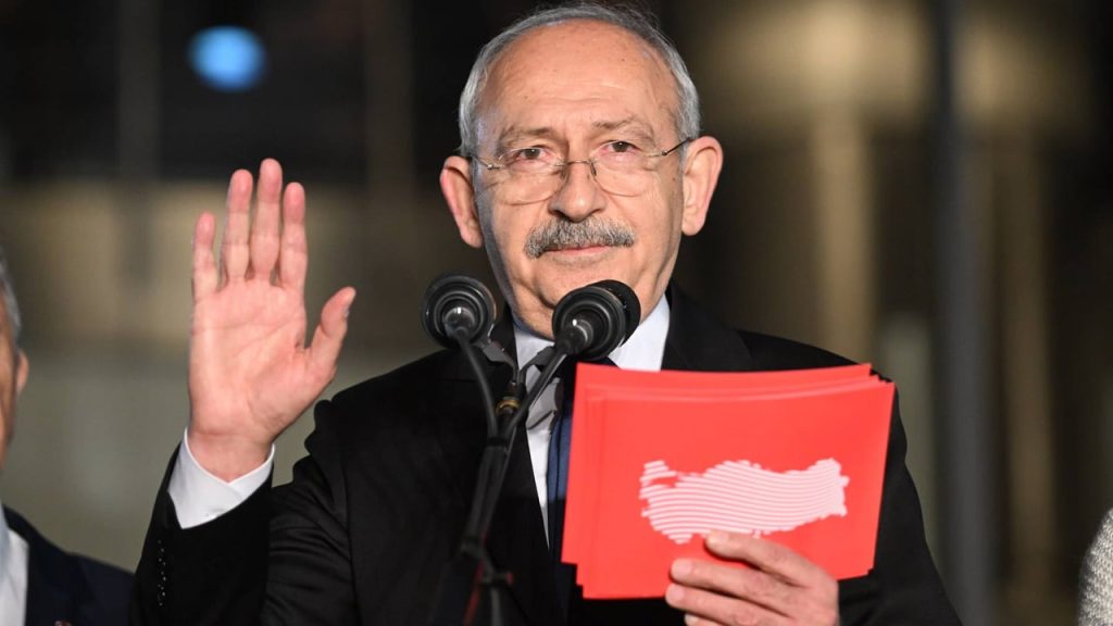 Kılıçdaroğlu:  'AK Partili değilim dedi ama fotoğrafı çıktı' vb. paylaşımları durdurun