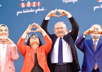 Britanya kamu yayıncısı BBC’ye konuşan millet ittifakının cumhurbaşkanı adayı Kemal Kılıçdaroğlu, Rusya’yla değil Batı’yla ilişkilere öncelik vereceklerini söyledi.