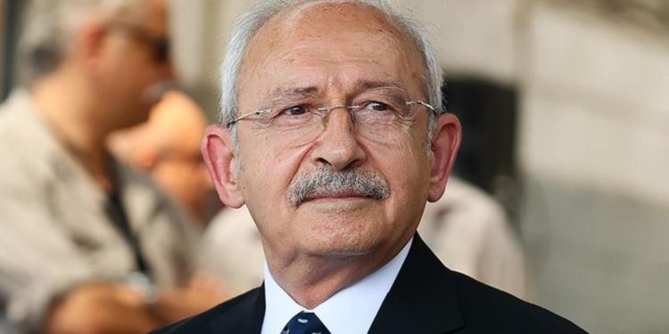 Kılıçdaroğlu'ndan Fahrettin Altun'a: Cambridge Analytica'cılık oynamak kapasitenizi aşar