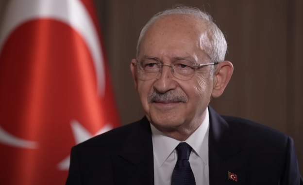 CHP Genel Başkanı ve Millet İttifakı cumhurbaşkanı adayı Kemal Kılıçdaroğlu, 14 Mayıs gecesi sevinç gösterisi için dışarı çıkılmaması çağrısı yaptı.