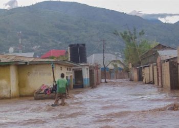 Kongo Demokratik Cumhuriyeti'ndeki sellerde en az 200 kişi öldü
