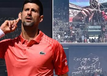 Kosova-Sırbistan gerilimi tırmanırken Djokovic'ten maçta tepki çeken mesaj