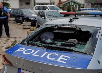 Kosova’da etnik gerilim yeniden tırmanıyor