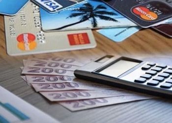 Kredi kartlarının toplam borcu 670 milyar liraya yükseldi