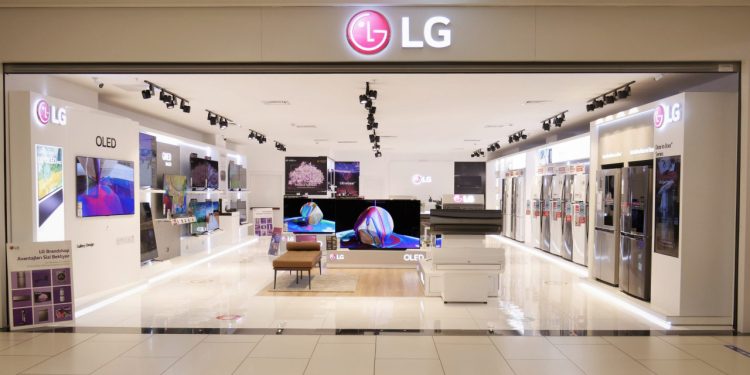 LG'nin iki yöneticisi İstanbul'da kurşunlanmış!