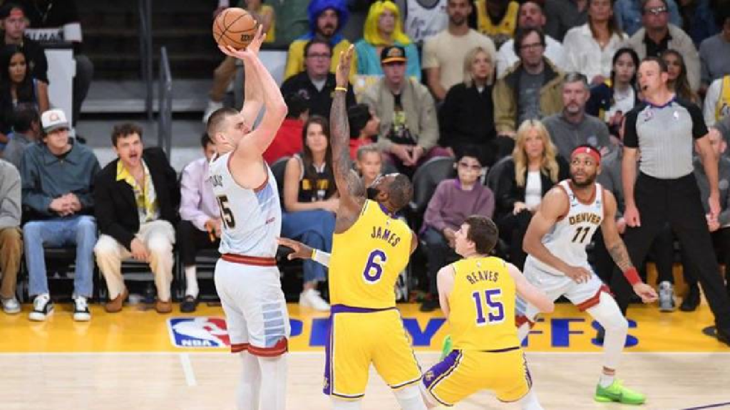 LeBron'un performansı yetmedi... Lakers'ı 4-0'la geçen Denver, tarihinde ilk kez NBA finalinde!