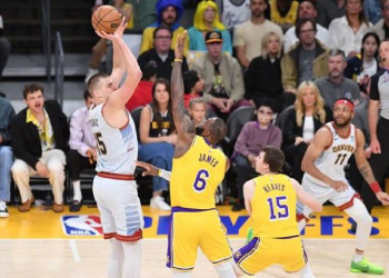 LeBron'un performansı yetmedi... Lakers'ı 4-0'la geçen Denver, tarihinde ilk kez NBA finalinde!