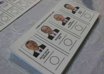 Liderler yarın nerede oy kullanacak?