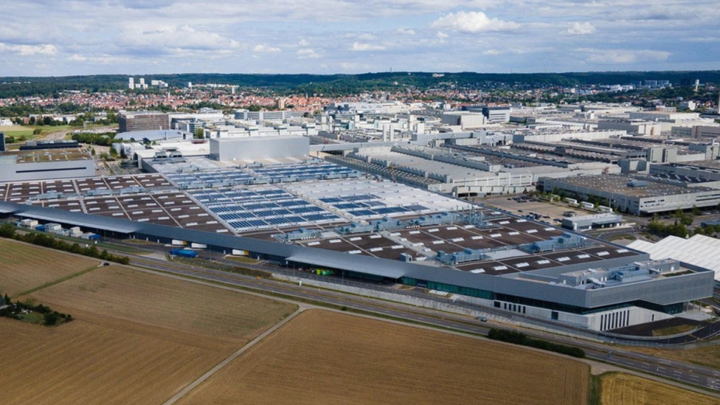 Mercedes fabrikasında silahlı saldırı