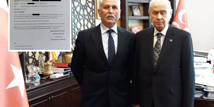 Mersin’de MHP İlçe Başkanı mükerrer oy kullanırken yakalandı!