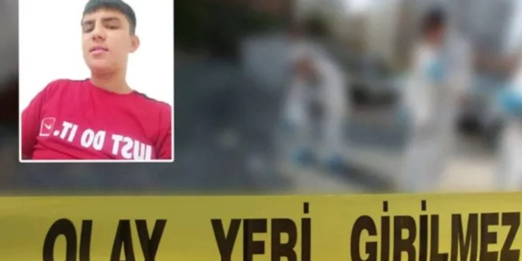 Mersin'deki 'seçim kutlaması'nda başına kurşun isabet eden çocuk öldü