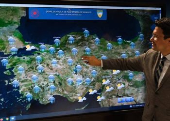 Meteoroloji Genel Müdürlüğü Meteoroloji Uzmanı Fevzi Burak Tekin, yurt genelinde devam eden sağanağın hafta başına kadar etkisini sürdüreceğini söyledi.