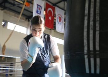 Milli boksör Buse Naz, Avrupa Oyunları'nda olimpiyat kotası için yumruk sallayacak