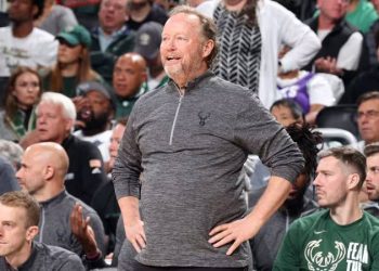 Milwaukee Bucks'ta Mike Budenholzer ile yollar ayrıldı