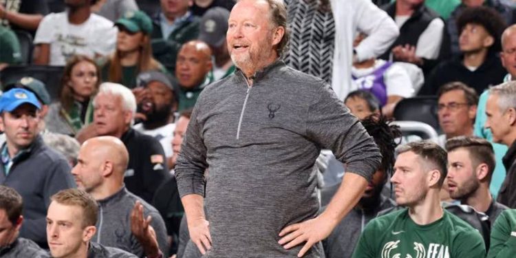 Milwaukee Bucks'ta Mike Budenholzer ile yollar ayrıldı