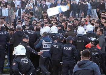 Murat Bakan Erzurum’dan bir polisin mesajını paylaştı