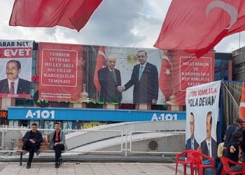 “100 yılda 3 kere yıkılıp yeniden yapıldı bu şehir. O yüzden belki de Türkiye’nin en planlı, düzenli şehri.”