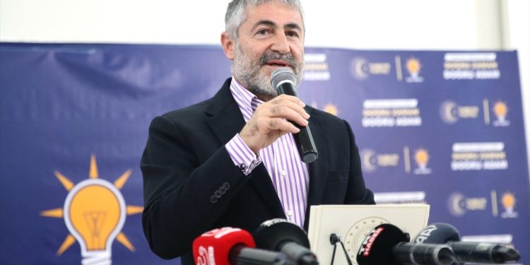 Nebati: Muhalefet ve içimizdeki beyinsizler ekonomimize saldırıyor