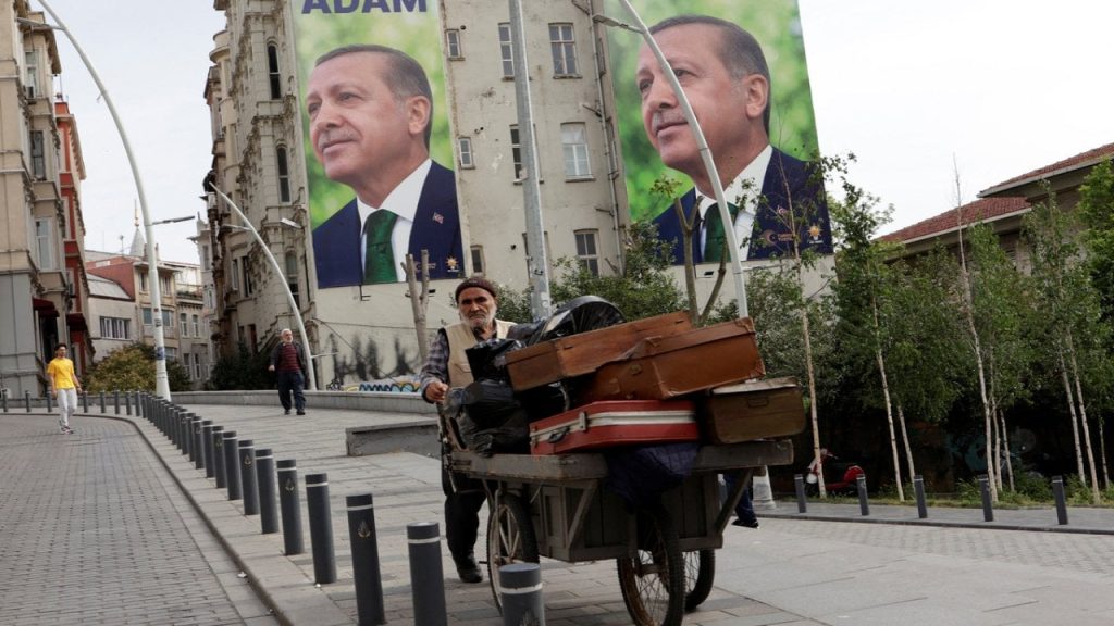 New York Times haritalarla Erdoğan'ın oylarının düşüşünü anlattı