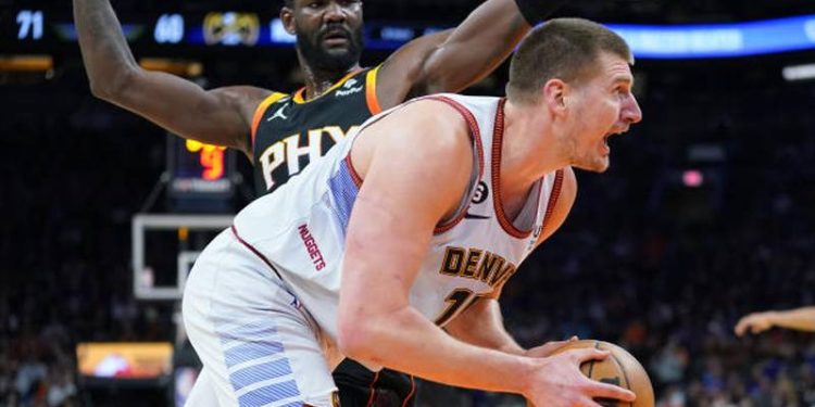 Nikola Jokic'in 53 sayılık performansı galibiyete yetmedi