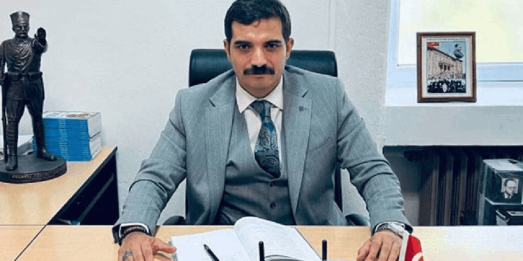 Öldürülen Ülkü Ocakları eski Genel Başkanı Sinan Ateş'in isminin cadde ve parklara verilmesi önergesini MHP'liler reddetti