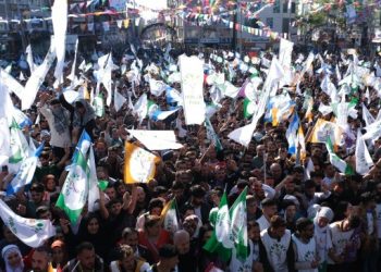 Önder Çorlu’yu işaret etti: Burada mesele çözülmüş