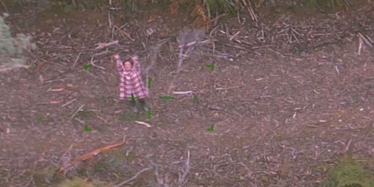 Ormanda 5 gün boyunca mahsur kalan kadını yanındaki şarap kurtardı: İlk isteği sigara oldu