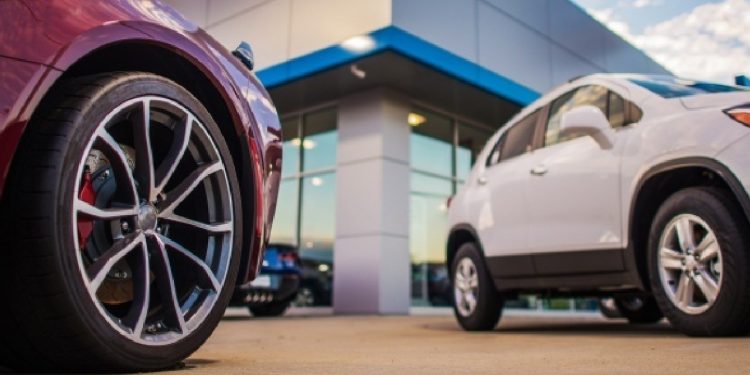 Otomobil piyasası tepetaklak oldu, trafiğe kaydı yapılan taşıt sayısı düştü!