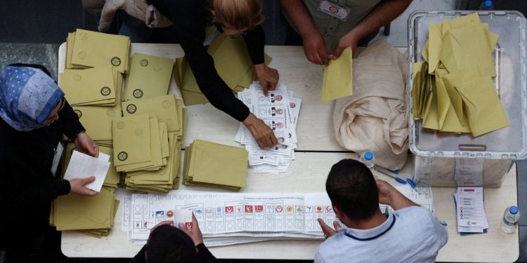 Oy ve Ötesi Derneği'nden soru-cevap: Merak edilenler yanıtlanacak