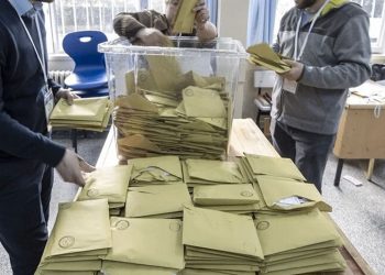 Oy ve Ötesi: Tutanaklardaki hataları partilere gönderdik