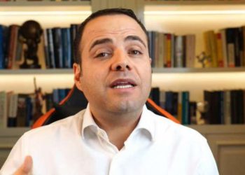 Özgür Demirtaş grafiklerle anlattı: Borsanın durumu 23 yıl öncesinin bile aşağısında, tek kelime ile yazık