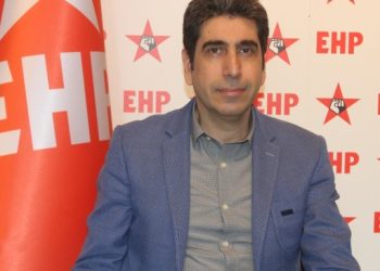 Öztürk: Demokratikleşmenin işaret fişeği yakıldı