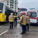 Pendik'te ters yönden caddeye giren TIR, İETT otobüsüne çarptı: İkisi ağır, beş yaralı