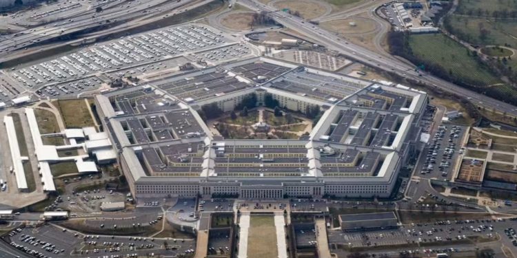 Pentagon yakınındaki patlama görüntüsü yapay zeka ile yapılmış: Sahte haber borsada dalgalanma yarattı