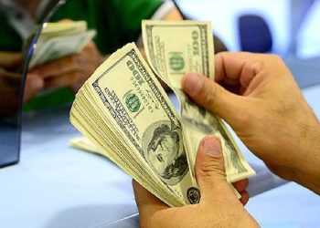 Piyasalar alev aldı: Dolar/TL'de yeni rekor!