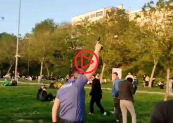 Polis Moda'da halaya engel oldu, havaya ateş açtı