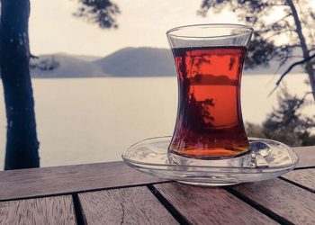 Prof. Dr. Köse: Aşırı sıcak çay, ağız bölgesi kanser riskini artırıyor