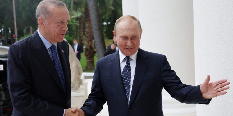 Putin'den Erdoğan'a tebrik