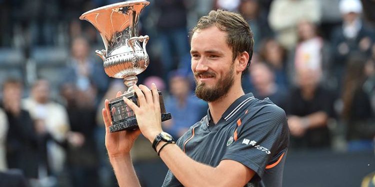 Roma Açık'ta şampiyon Medvedev