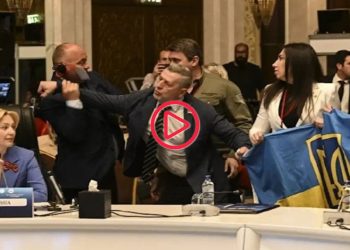 Rus ve Ukraynalı yetkililer, Ankara’da yumruk yumruğa birbirine girdi