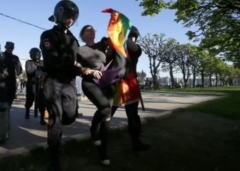 Rusya cinsiyet değiştirme ameliyatını yasaklamaya hazırlanıyor