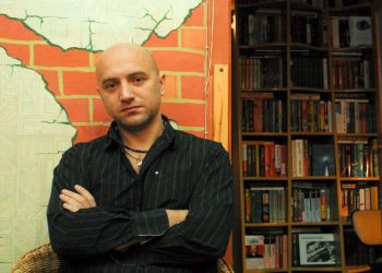 Rusya'da Ukrayna savaşını savunan yazara bombalı saldırı: Yazar Prilepin yaralandı, şoförü öldü