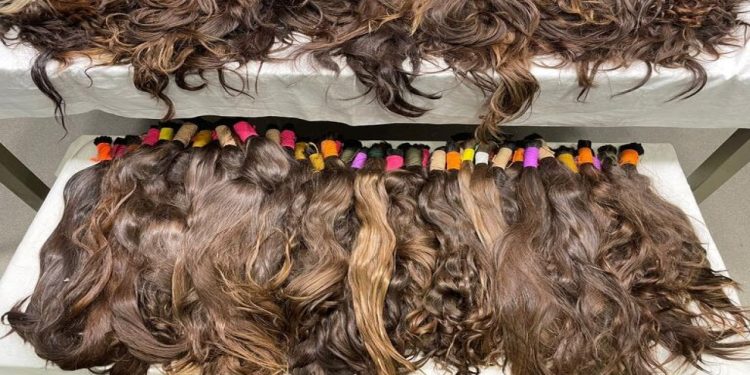 Sabiha Gökçen'de 68 kilo insan saçı ele geçirildi