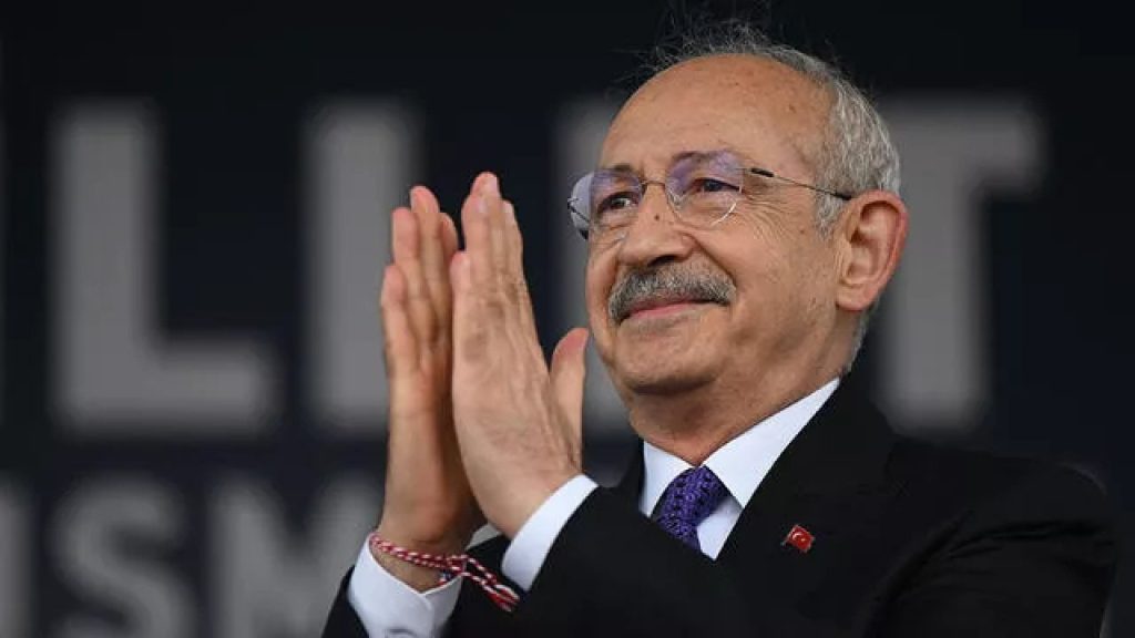 Sahte Kılıçdaroğlu broşür ve pankartlarına toplatma kararı