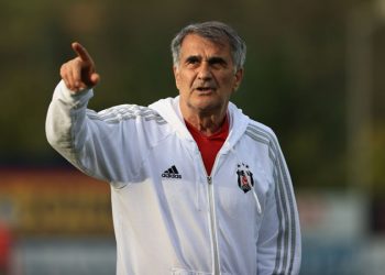 Sanat, spor ve oyuncuların genel kültürü futbolu zenginleştiriyor