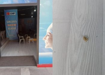 Şanlıurfa'da CHP'nin seçim bürosuna mermi atıldı
