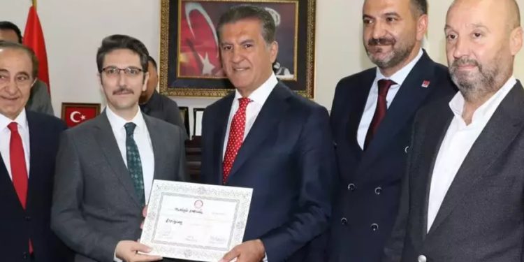 Sarıgül mazbatasını aldı, 32 yıl sonra Meclis’e gidiyor