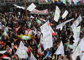 Seçimlere 8 gün kaldı: Yeşil Sol'a tam destek