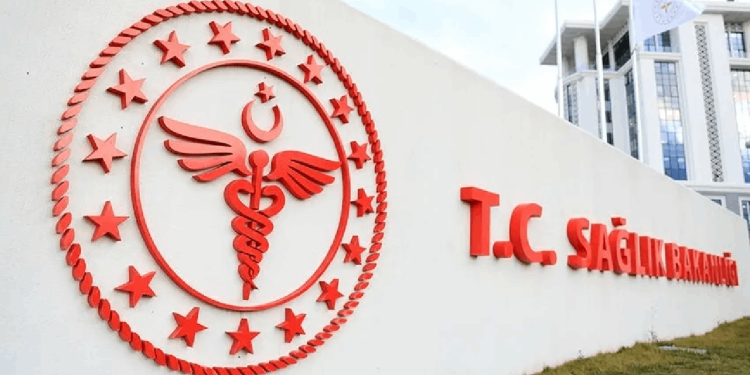 Seçimlere günler kala Sağlık Bakanlığı ihale dağıtımına hız verdi! "Yangından mal kaçırır gibi..."